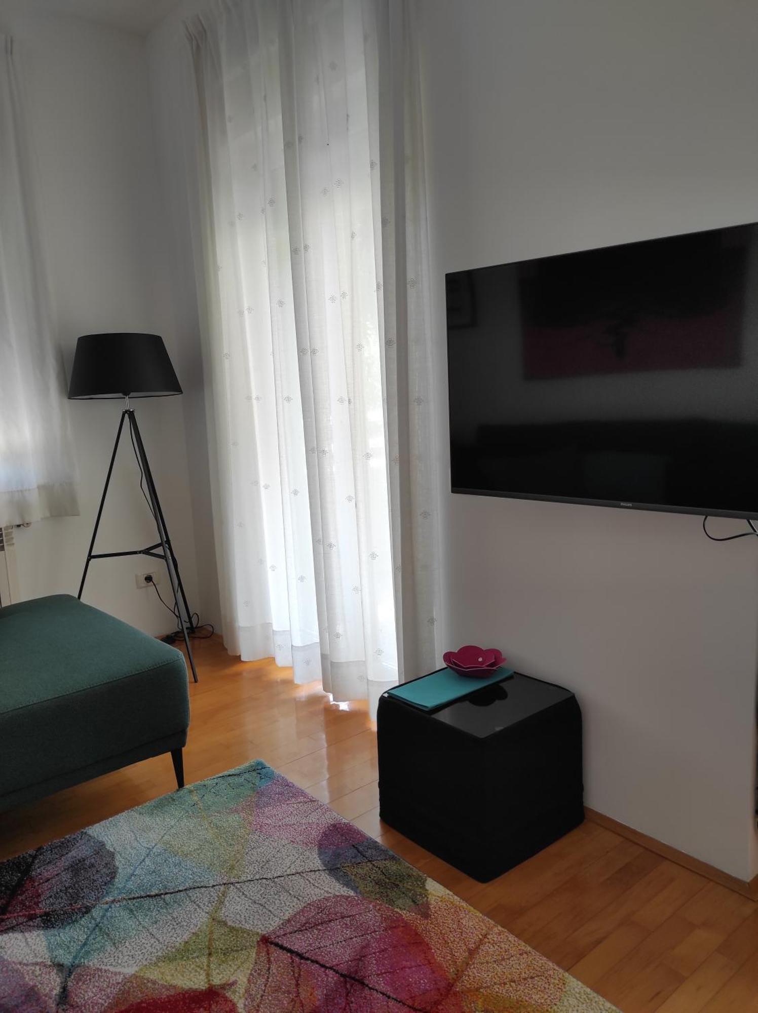 Valkane Apartment